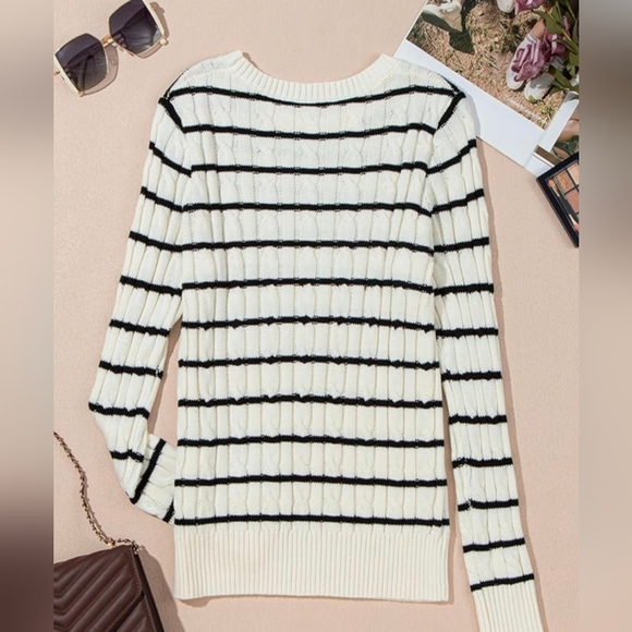 Elegant Cable Knitted Old Money Pullover Sweater Crewneck. NWT - Picture 2 of 4